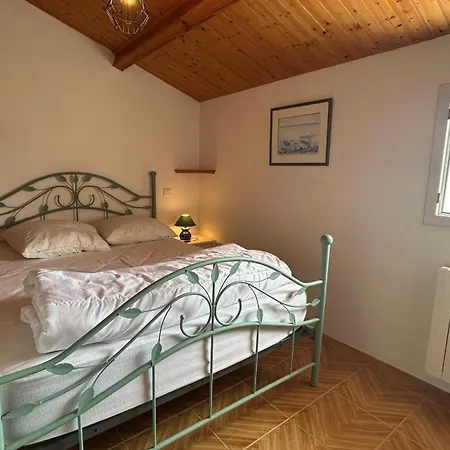Ba000-036 Maison Familiale Pour 8 Personnes A Barbatre